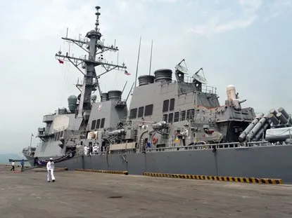 Tàu khu trục USS Fitzgerald đồng thời là một dạng vũ khí hiện đại của Hải quân Mỹ