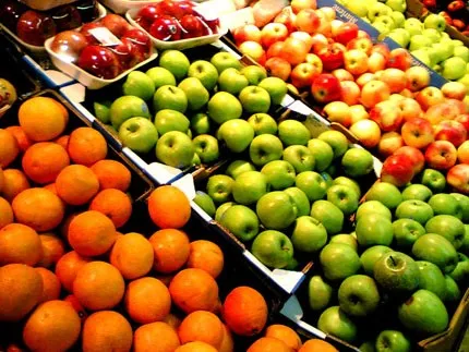 Thực phẩm gây ung thư có thể từ trái cây không rõ nguồn gốc