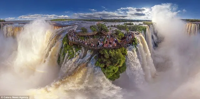 Thác nước Iguasu tuyệt đẹp tại Argentina.