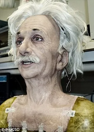 Robot với gương mặt của nhà bác học Einstein