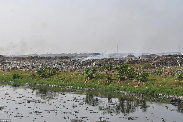 Buôn bán đồ phế thải