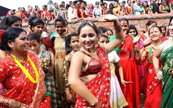 Tại Nepal, phần đầu là phần thiêng liêng nhất của cơ thể con người.
