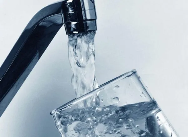 43 người chết mỗi năm bởi nước quá nóng phun ra từ các vòi nước trong nhà bếp hoặc nhà tắm.