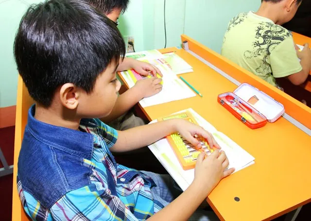 Các lớp học tính nhẩm siêu tốc như thế này đang ngày càng nở rộ.