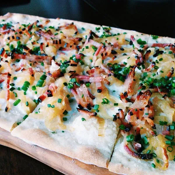 Tarte Flambee, Pháp