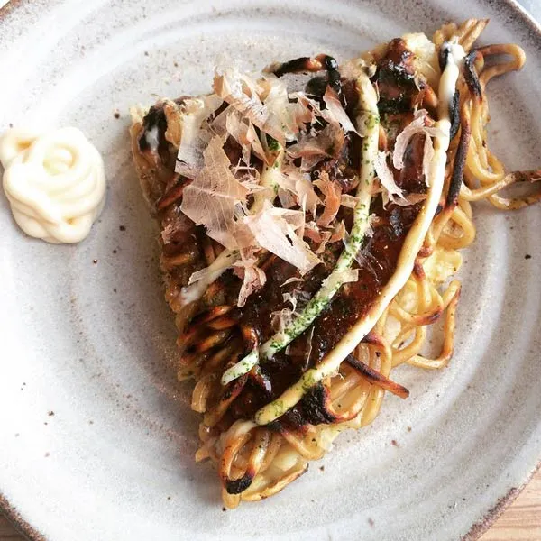 Okonomiyaki, Nhật Bản