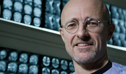 Bác sĩ Sergio Canavero