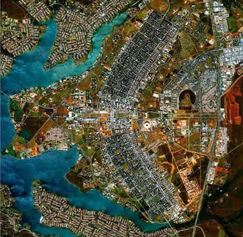 Quang cảnh một khu dân cư có hình máy bay ở trung tâm Brazil.