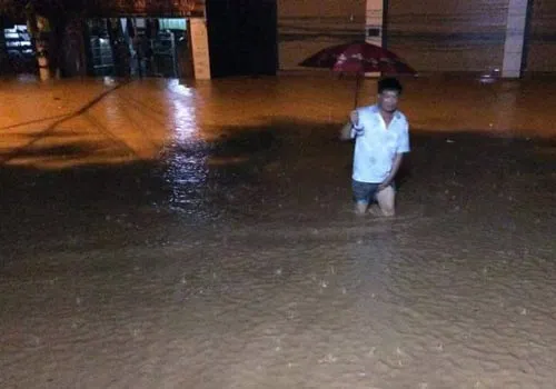 Thành phố Sơn La ngập nặng.