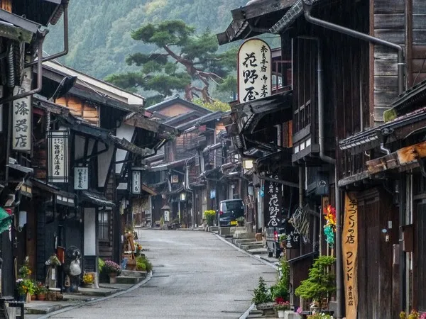 Một con đường ở Kyoto hiện nay
