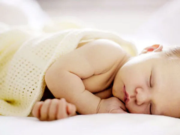Vàng da sinh lý không ảnh hưởng đến sinh hoạt của trẻ và không gây nguy hiểm.