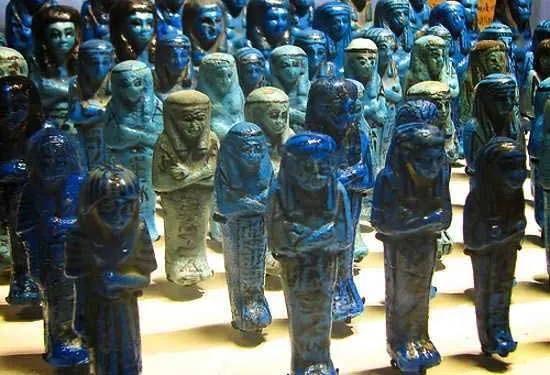 Các Pharaoh giết hại người hầu