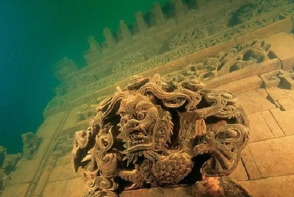 Thành phố cổ