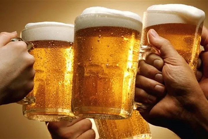 Nhiều nghiên cứu đã chỉ ra rằng, ở một chừng mực nào đó, uống bia có lợi cho sức khỏe, một cốc cho phụ nữ, hai cốc cho nam giới mỗi ngày