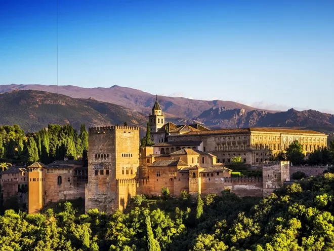 Cung điện Alhambra, Tây Ban Nha