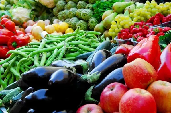 Lý giải vì sao người phương Tây quyến rũ nhưng lại nhanh già