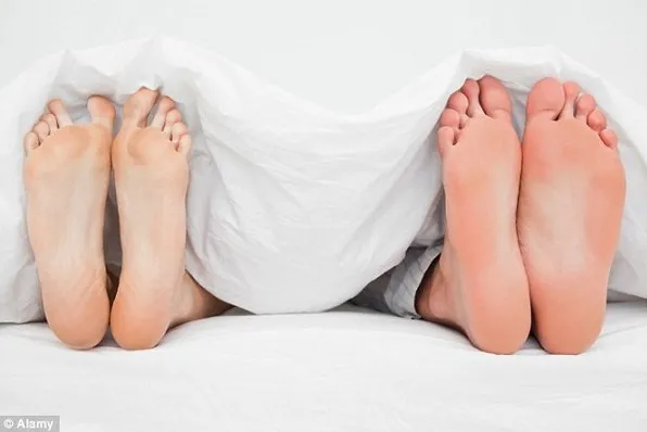 Đố bạn phân biệt 3 ngón chân bất trị ai cũng có