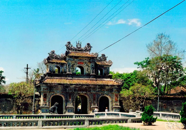 Cửa Hiển Nhơn
