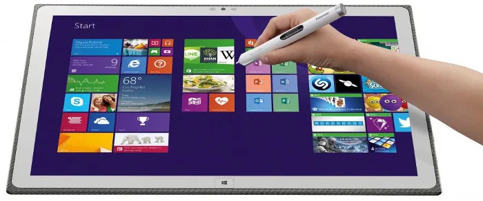 Toughpad của Panasonic được trang bị màn hình 20 inch bằng sợi thủy tinh.