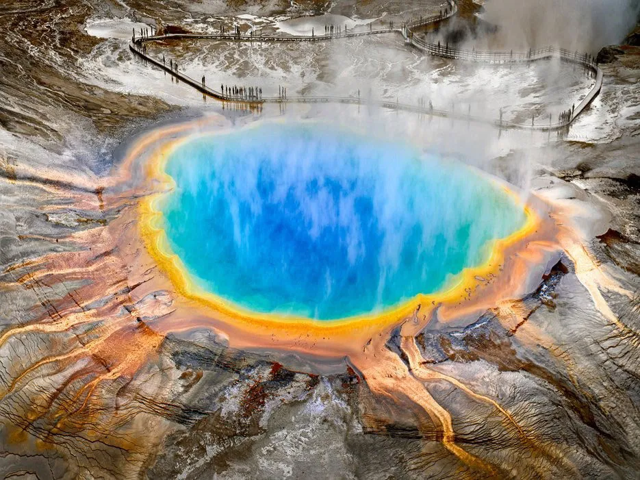 Suối nước nóng Grand Prismatic Spring, công viên quốc gia Yellowstone, Wyoming