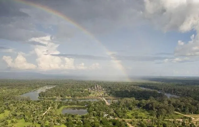 Quang cảnh nhìn từ trên không của Angkor Wat.