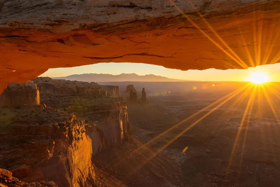 Mesa Arch Sunrise 4 - Canyonla...