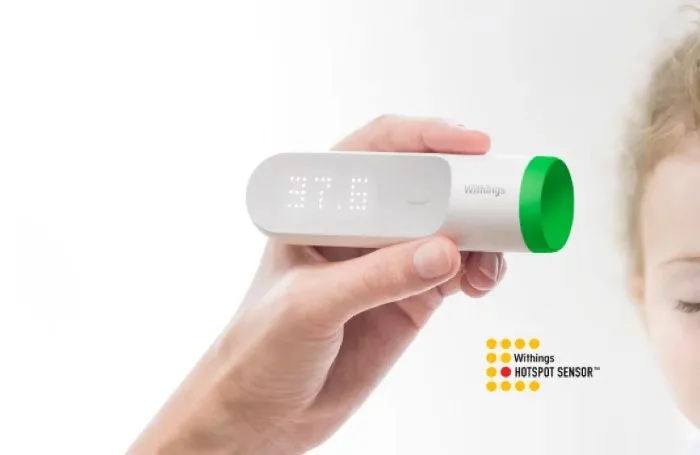 Nhiệt kế này đo nhiệt độ bằng cách hướng nhiệt kế vào vùng thái dương.