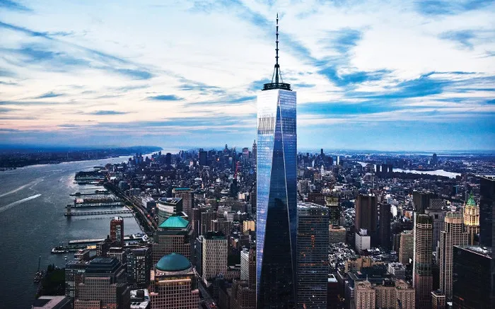 Tòa nhà One World Trade Center cao hơn 500mt ở trung tâm Manhattan (Hoa Kỳ) cũng chỉ có chi phí xây dựng khoảng 4 tỷ USD.