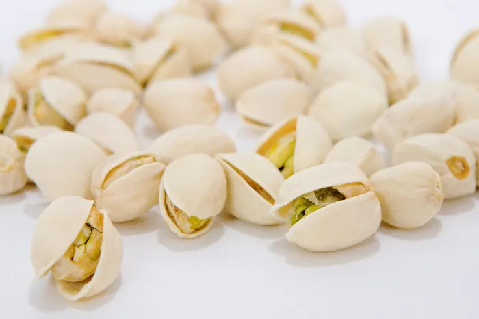 Ngày Tết hạn chế ăn hạt dẻ cười để tránh được vấn đề liên quan đến đường tiêu hóa.