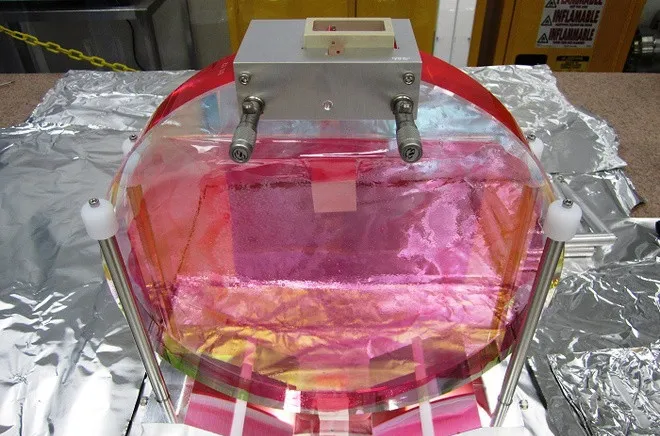 Gương tăng cường công suất chùm laser PRM.