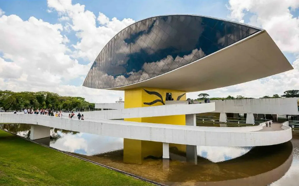 Bảo tàng Oscar Niemeyer