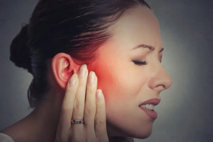 Phía sau tai là khu vực dễ dẫn đến ung thư nhưng thường bị bỏ qua.