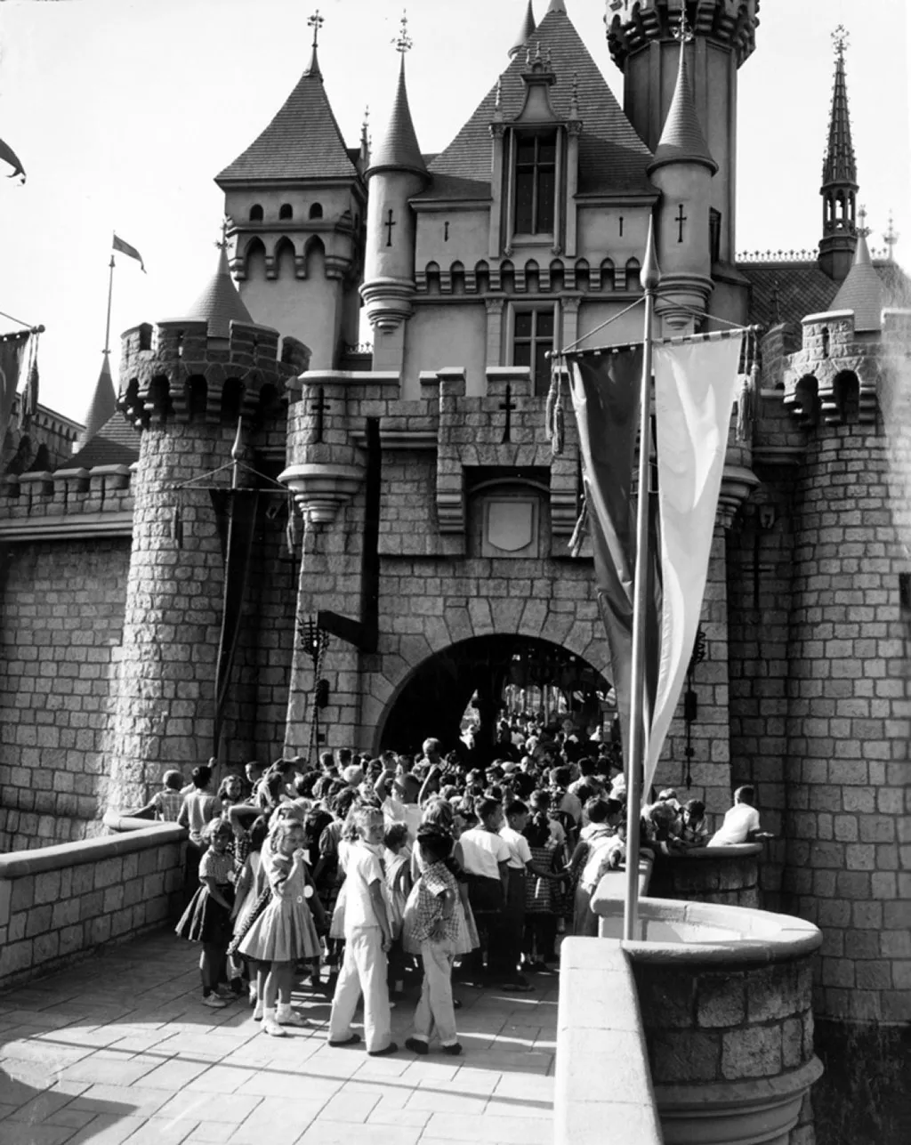 Khai trương Disneyland 1955