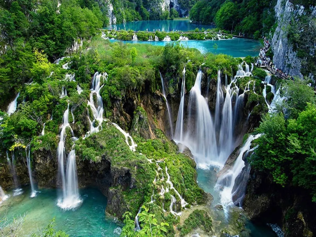 Hồ Plitvice (Croatia)