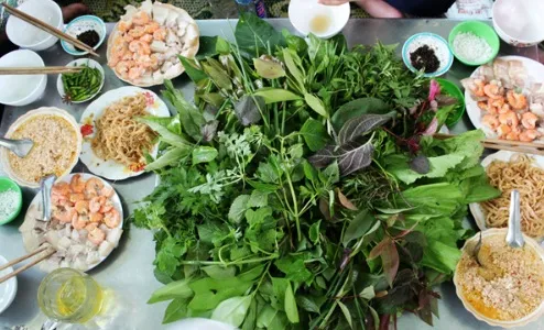 Gỏi lá Kon Tum