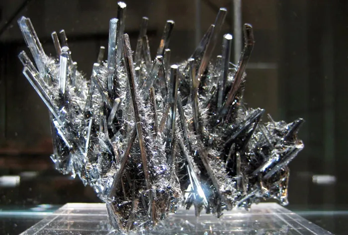 Stibnite - Sb2S3