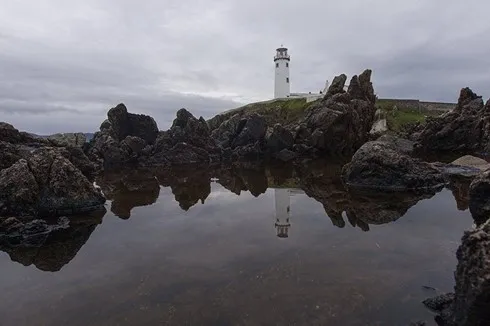 Hải đăng Lough Swilly là một điểm khám phá rất đáng chú ý tại Ireland.