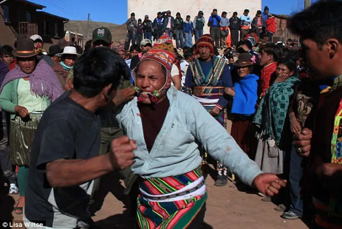 Đấm hàng xóm, Bolivia