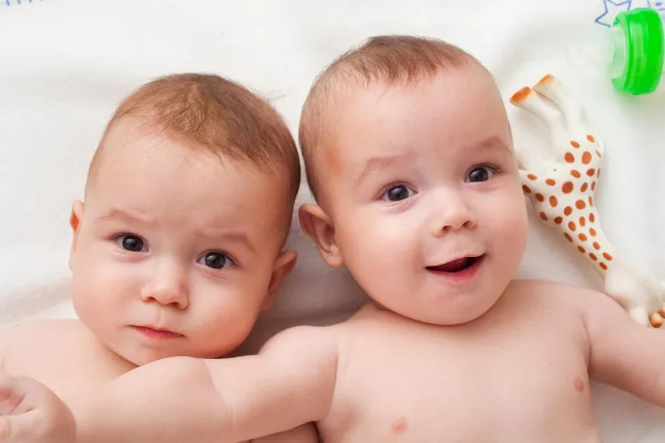 Khoa học vừa phát hiện 2 loại biến thể gene làm tăng khả năng sinh đôi.