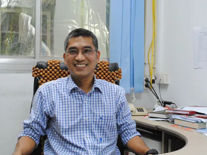 Giáo sư Nguyễn Văn Hiếu.