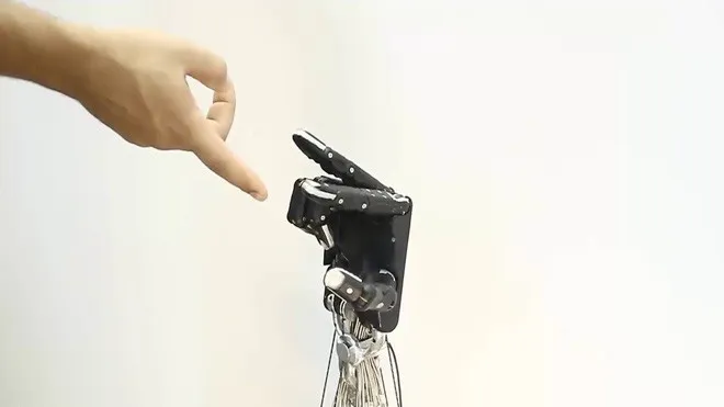 Trong tương lai, bàn tay này có thể được gắn vào một robot pha chế cà phê.