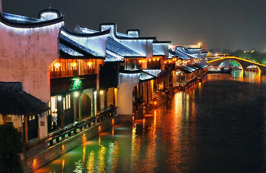 Cổ trấn Nguyệt Hà