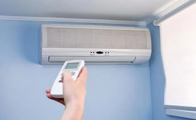 Bật điều hòa quá lạnh dễ gây bệnh cho cơ thể.
