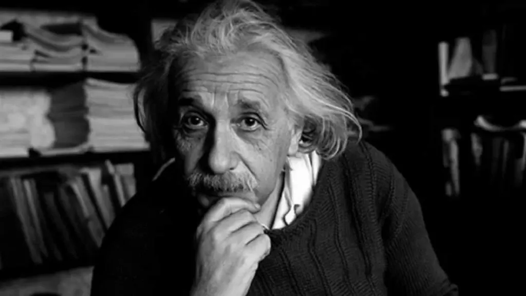 Albert Einstein là một trong những nhân vật có ảnh hưởng lớn nhất trong thế kỷ 20