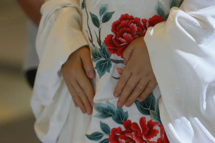 Bàn tay như người thật của Giai Giai.