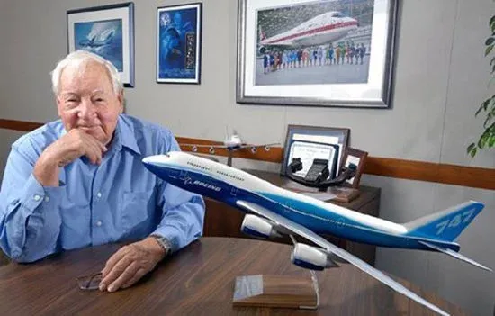 Những năm cuối đời, Sutter vẫn tâm huyết với "con đẻ" Boeing 747 của mình.