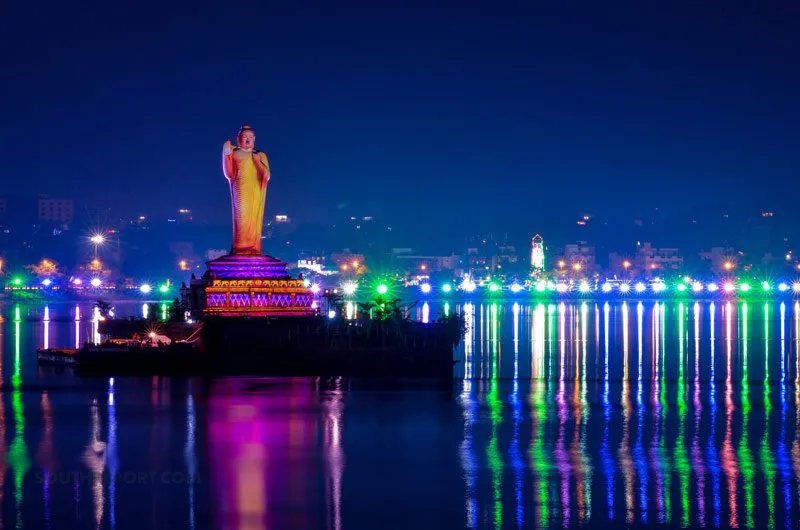 Tượng Phật Hyderabad - thành phố Hyderabad, Ấn Độ.