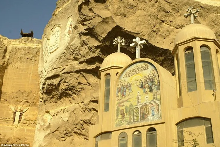 St. Samaan El Kharaz, Moqattam, Ai Cập