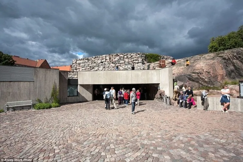 Nhà thờ Temppeliaukio, Helsinki, Phần Lan