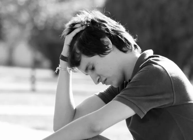 Có mối liên hệ chặt chẽ giữa việc bị tách khỏi bạn đời và việc tăng mức cortisol trong cơ thể.